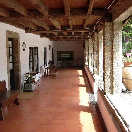 Quinta Da Ponte Do * Louro